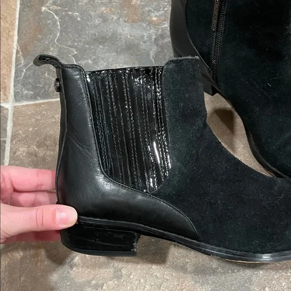 Donald J. Pliner Black Ankle Boots - Picture 3 of 4